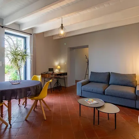 Paisible Au Coeur Des Vignobles Avec Jardin Et Parking Privatif - Fr-1-622-3 Holiday home *